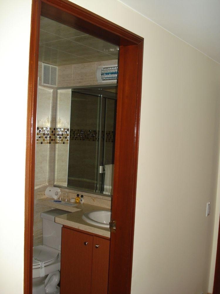 Apartamentos Santa Maria Богота Экстерьер фото