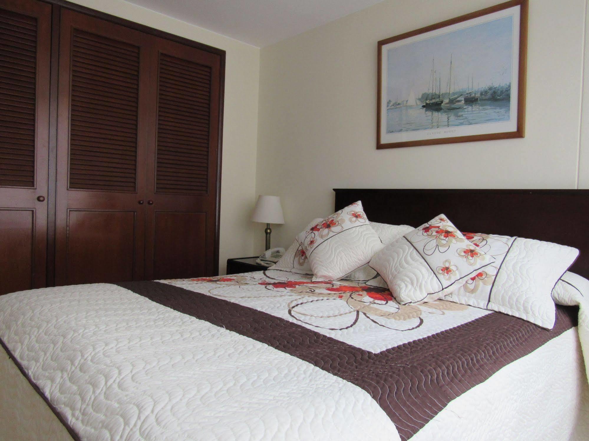 Apartamentos Santa Maria Богота Экстерьер фото